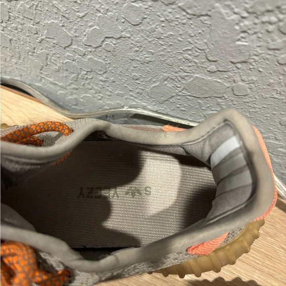 Yeezy 350 V2 “True Form” - Picture 7 of 10